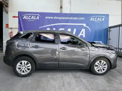 Vehículo de desguace PEUGEOT 3008 * del año 2021 con motor YH01