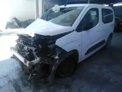 Veículo de Sucata opel combo life * do ano 2021 alimentado yh01