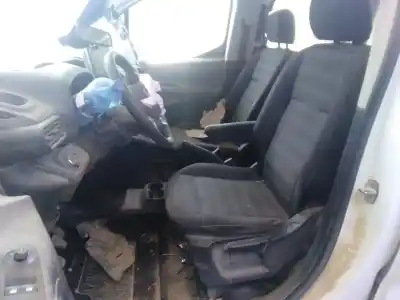 Veículo de Sucata opel combo life * do ano 2021 alimentado yh01