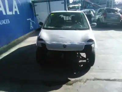 Veículo de Sucata aixam minivan 500-4 4kw do ano 2002 alimentado 