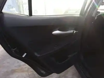 Scrapping Vehicle toyota auris * of the year 2011 powered 2zr