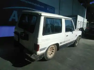 Veículo de Sucata mitsubishi pajero l040 do ano 1989 alimentado 