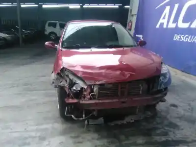 Veículo de Sucata renault clio ii (bb_, cb_) 1.5 dci (b/cb08) do ano 2003 alimentado k9k b7