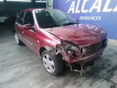 Veículo de Sucata renault clio ii (bb_, cb_) 1.5 dci (b/cb08) do ano 2003 alimentado k9k b7