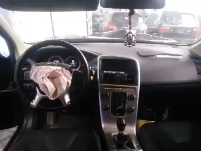 Sloopvoertuig volvo xc60 i suv (156) d3 / d4 van het jaar 2012 aangedreven d5204t3