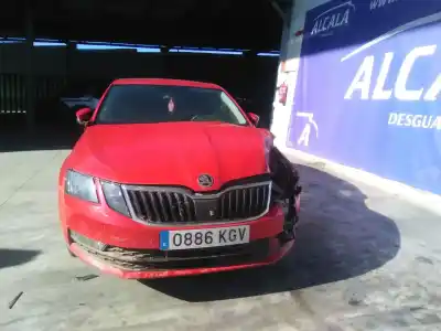 Vehículo de desguace skoda octavia combi (5e5) 1.6 tdi dpf del año 2018 con motor ddy