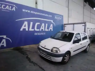 Veículo de Sucata renault clio ii (bb_, cb_) 1.9 d (b/cb0e, bb0j) do ano 1999 alimentado f8q k6