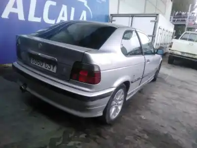Sloopvoertuig bmw 3 compact (e36) 318 tds van het jaar 2000 aangedreven 17-4t-1d