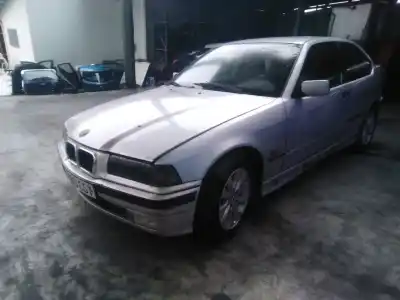 Sloopvoertuig bmw 3 compact (e36) 318 tds van het jaar 2000 aangedreven 17-4t-1d