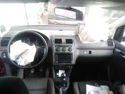 Veículo de Sucata volkswagen touran (1t1, 1t2) 1.9 tdi do ano 2007 alimentado bxe