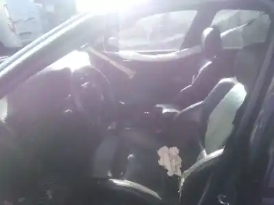 Sloopvoertuig bmw 3 (e46) 318 i van het jaar 2004 aangedreven n46b20a