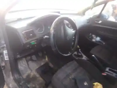 Veículo de Sucata peugeot 307 (3a/c) 2.0 hdi 90 do ano 2004 alimentado rhy (dw10td)