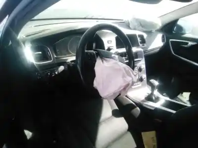 Утилизация автомобиля VOLVO V60 I (155) D3 года 2015 питание D4204T9