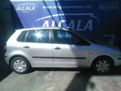Veículo de Sucata volkswagen polo (9n_, 9a_) 1.2 12v do ano 2003 alimentado azq