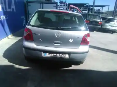 Veículo de Sucata volkswagen polo (9n_, 9a_) 1.2 12v do ano 2003 alimentado azq