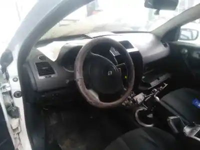 Здавання транспортного засобу RENAULT MEGANE II RANCHERA FAMILIAR (KM0/1_) 1.9 DCI (KMRG, KM1G, KM0G, KM2C) року 2004 потужний F9Q B8