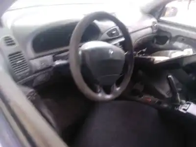 Scrapping Vehicle RENAULT LAGUNA II (BG0/1_) 1.9 DCI (BG0R, BG0E) of the year 2003 powered F9Q 754