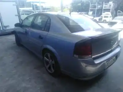 Veículo de Sucata opel vectra c (z02) 2.2 dti 16v (f69) do ano 2003 alimentado y22dtr
