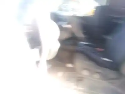 Утилизация автомобиля NISSAN NP300 NAVARA (D40) 2.5 DCI 4WD года 2005 питание YD25