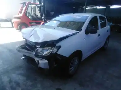 Veicolo di demolizione dacia sandero ii 1.2 dell'anno 2016 alimentato d4f 732