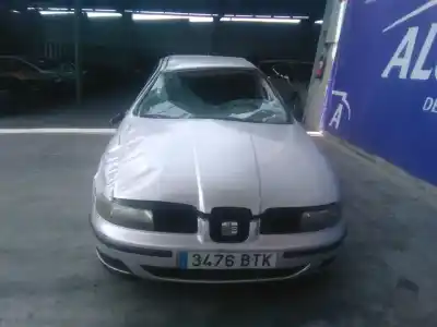 Véhicule à la ferraille seat                                               leon (1m1)                                                                                                                                                                                                                                                 1.9 tdi                                                                                                                                                                                                                                                    de l'année 2002 alimenté alh