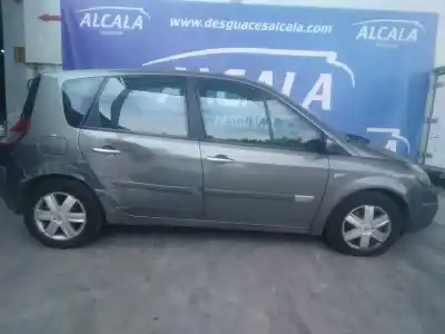 Scrapping Vehicle renault scénic ii (jm0/1_) 1.9 dci (jm0g, jm12, jm1g, jm2c) of the year 2005 powered f9q d8