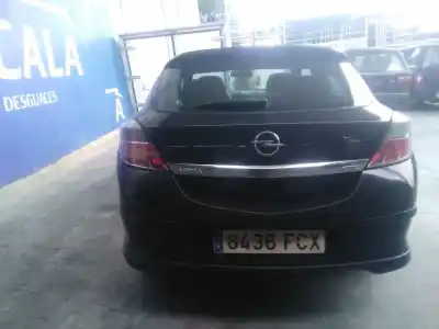 Veículo de Sucata opel                                               astra h gtc (a04)                                                                                                                                                                                                                                          1.7 cdti (l08) do ano 2006 alimentado z 17 dth