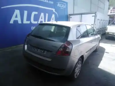 Veículo de Sucata fiat stilo (192_) 1.9 jtd (192_xe1a) do ano 2003 alimentado 192a1000