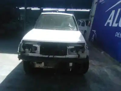 Veículo de Sucata santana 300/350 1.6 hdi 4x4 do ano 2006 alimentado dv6ated4