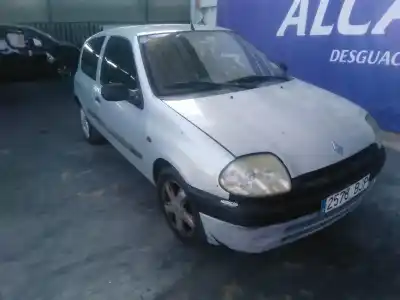 Veículo de Sucata renault clio ii (bb_, cb_) 1.9 dti (b/cb0u) do ano 2001 alimentado f9q r7