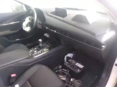 Здавання транспортного засобу mazda cx-30 (dm) skyactiv-g m hybrid року 2022 потужний pexn