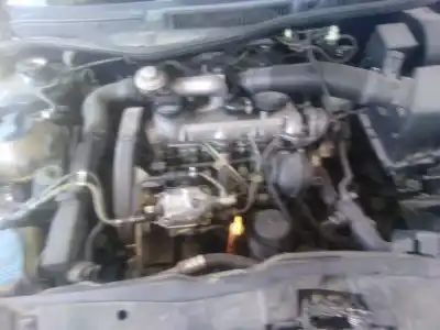 Veículo de Sucata volkswagen golf iv (1j1) 1.9 tdi do ano 2004 alimentado ahf,asv