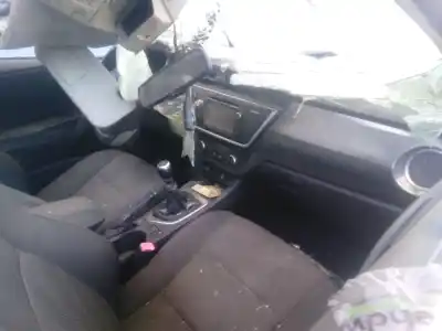 Scrapping Vehicle toyota auris (_e18_) 2.0 d-4d (ade186_) of the year 2013 powered 1ad-ftv