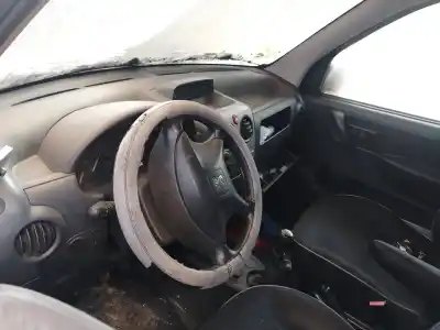 Veículo de Sucata PEUGEOT PARTNER MONOSPACE (5_, G_) 1.6 HDI 75 do ano 2009 alimentado 9HW (DV6BTED4)