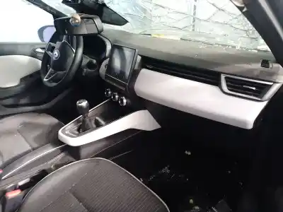 Veículo de Sucata renault clio v (b7_) 1.5 blue dci 85 (b7ag) do ano 2023 alimentado k9k 854,k9k 872