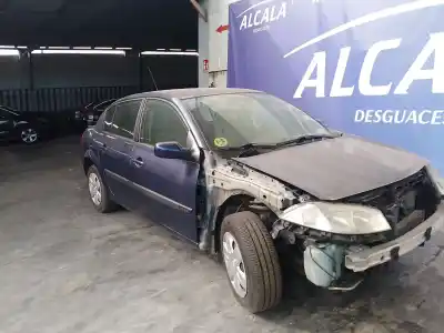 Vehículo de desguace renault                                            megane ii sedán (lm0/1_)                                                                                                                                                                                                                                   1.9 cdi                                                                                                                                                                                                                                                    del año 2006 con motor f9q 800