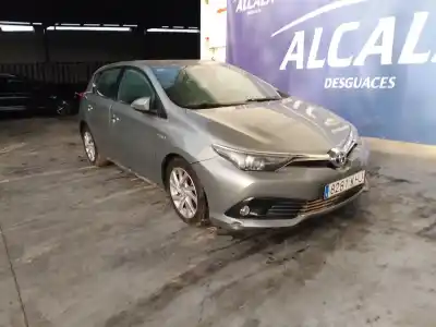Veículo de Sucata toyota auris (_e18_) 1.8 hybrid (zwe186_) do ano 2018 alimentado 2zr-fxe