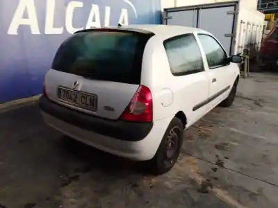 Veículo de Sucata renault clio ii (bb_, cb_) 1.2 (bb0a, bb0f, bb10, bb1k, bb28, bb2d, bb2h, cb0a,... do ano 2003 alimentado d7f g7