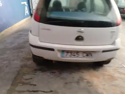 Sloopvoertuig opel corsa c (x01) 1.3 cdti (f08, f68) van het jaar 2003 aangedreven z 13 dt
