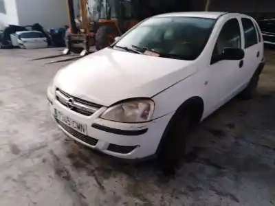 Sloopvoertuig opel corsa c (x01) 1.3 cdti (f08, f68) van het jaar 2003 aangedreven z 13 dt