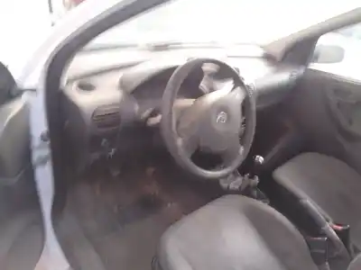 Sloopvoertuig opel corsa c (x01) 1.3 cdti (f08, f68) van het jaar 2003 aangedreven z 13 dt