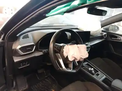 Veículo de Sucata seat leon sportstourer (kl8) 1.5 tsi do ano 2020 alimentado dfy