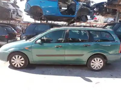 Scrapping Vehicle ford focus i turnier (dnw) 2.0 16v of the year 1999 powered eddc