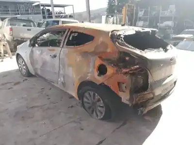Veicolo di demolizione kia cee'd (jd) 1.6 crdi 136 dell'anno 2018 alimentato d4fb