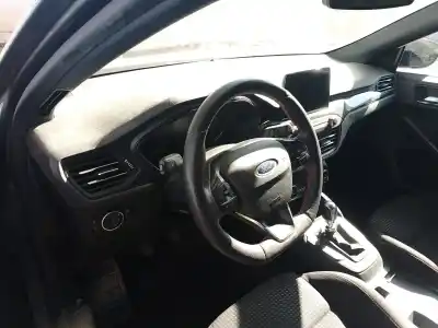 Véhicule à la ferraille FORD                                               FOCUS IV (HN)                                                                                                                                                                                                                                              1.0 EcoBoost                                                                                                                                                                                                                                               de l'année 2021 alimenté B7DA