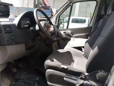 Здавання транспортного засобу VOLKSWAGEN CRAFTER 30-50 FURGÓN (2E_) 2.0 TDI року 2014 потужний CKTC