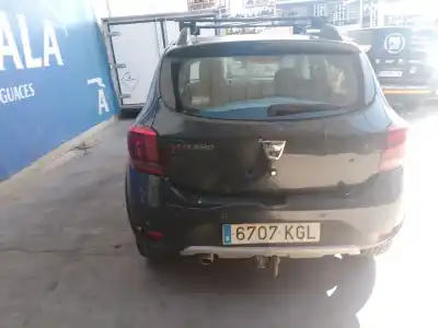 Veicolo di demolizione dacia sandero ii tce 90 (b8m1, b8ma) dell'anno 2017 alimentato h4b b4