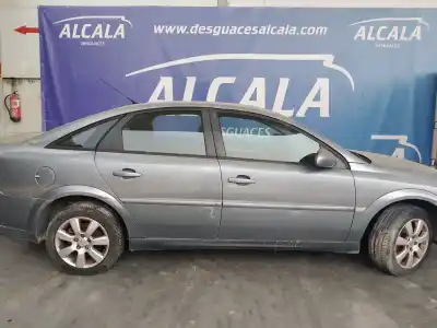 Veículo de Sucata opel vectra c (z02) 1.9 cdti (f69) do ano 2005 alimentado z 19 dt