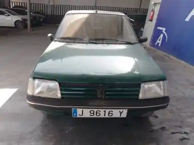 Véhicule à la ferraille peugeot 205 ii (20a/c) 1.7 diesel de l'année 1997 alimenté a9a