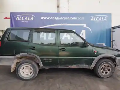 Veículo de Sucata nissan terrano ii (r20) 2.7 tdi 4wd do ano 1997 alimentado td27ti